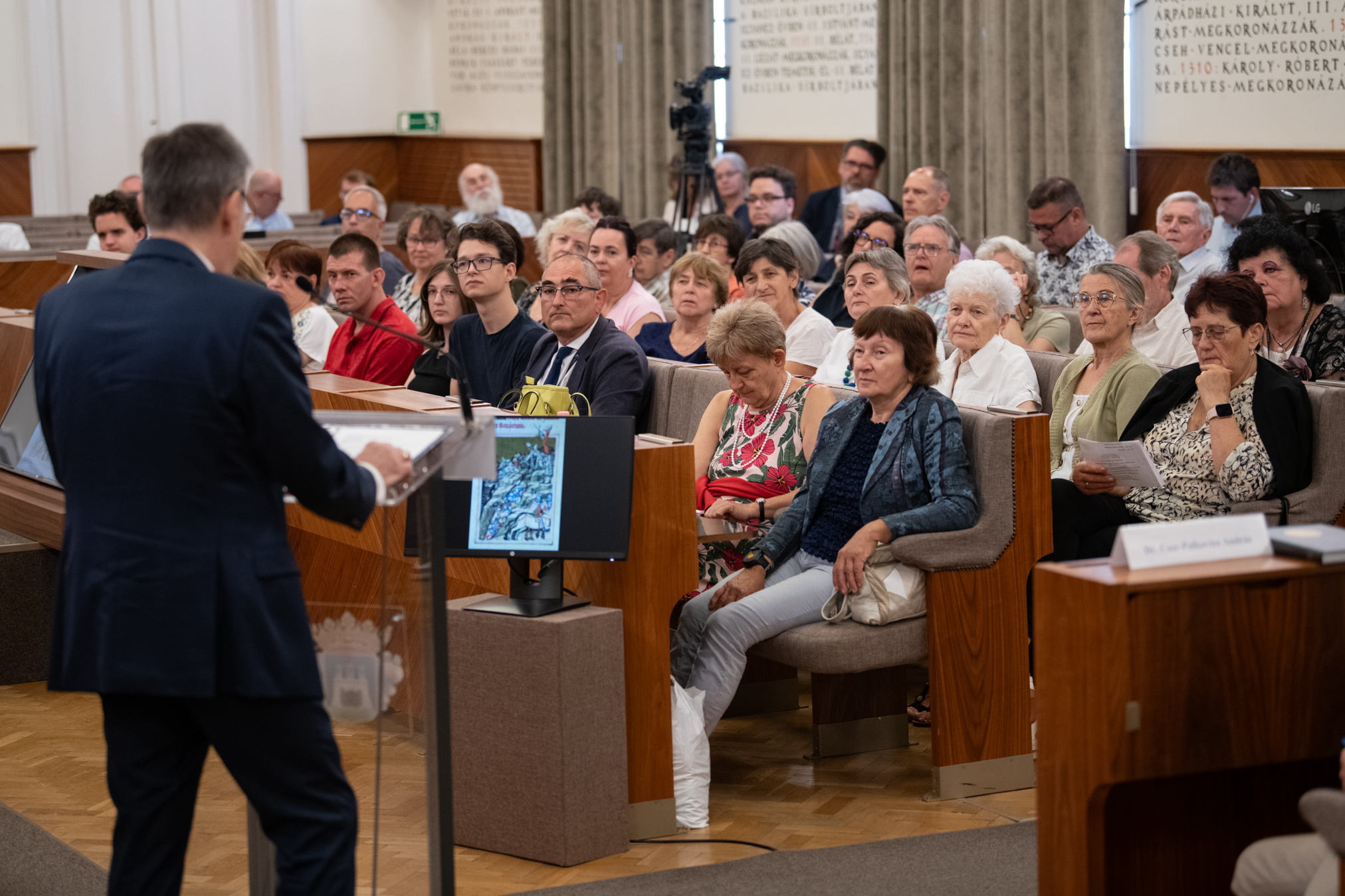 Konferencia 4